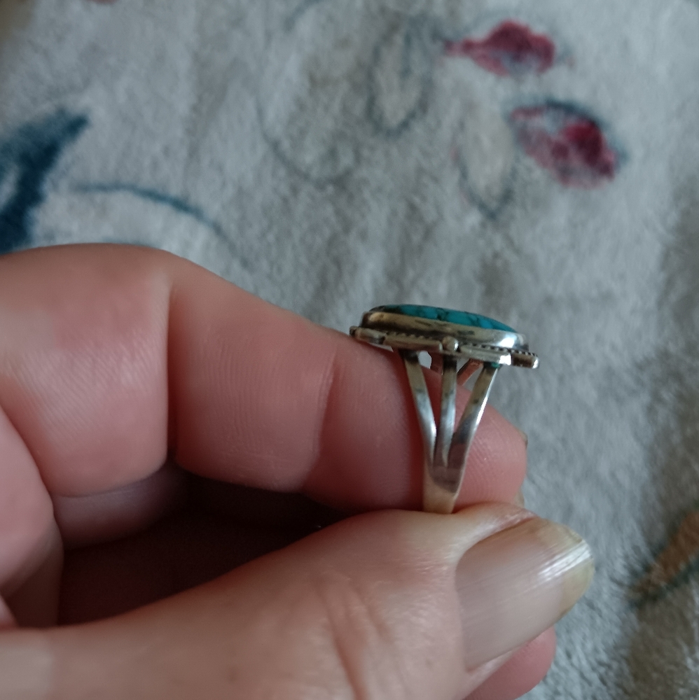 Final Markdown!!! Sterling and Turquoise Ring - Picture 2 of 6